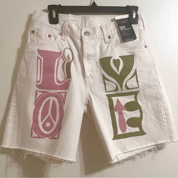 Levi’s Shorts 501 LOVE White Denim Jean size 25 NWT - Picture 4 of 8